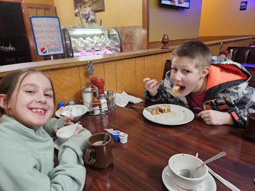 Photo of Mahomet Family Restaurant - 1002 Commercial Dr, Mahomet, IL 61853