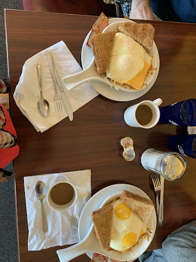 Photo of Mahomet Family Restaurant - 1002 Commercial Dr, Mahomet, IL 61853