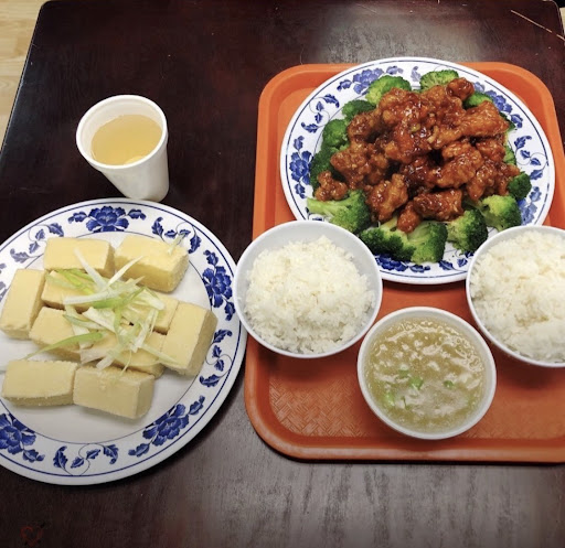 Photo of Cravings - 603 S Wright St, Champaign, IL 61820