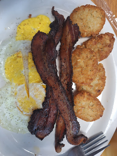 Photo of The Bacon Barn Diner - 4 Sanborn Rd, Londonderry, NH 03053