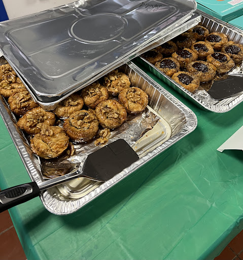 Photo of Tut's Egyptian Cuisine - 12114 Washington Blvd, Los Angeles, CA 90066