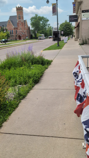 Photo of Ogden Club - 414 10th Ave #1, Menominee, MI 49858