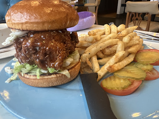 Photo of Swiss and Madison - 920 Madison Ave, Mankato, MN 56001