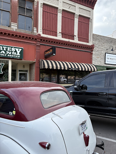 Photo of Leaning Side Restaurant and Bar - 7 N Lafayette Ave, Marshall, MO 65340