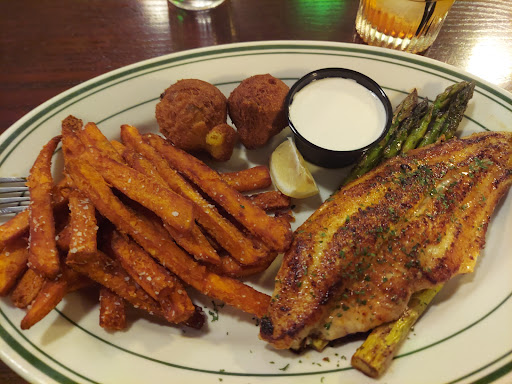 Photo of Leaning Side Restaurant and Bar - 7 N Lafayette Ave, Marshall, MO 65340