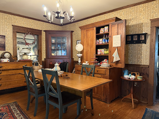 Photo of Mona's Lebanese Cafe - 1006 Ruritan Circle, Sterling, VA 20164