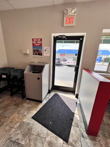 Photo of Ghassan's Fresh Mediterranean Eats - 1605 Battleground Ave, Greensboro, NC 27408