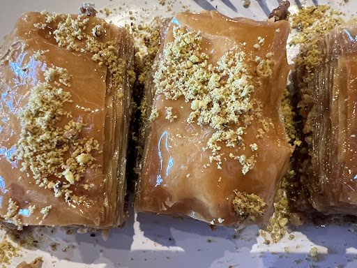 Photo of Med Box Grill - 600 Market St Suite 160, Chanhassen, MN 55317