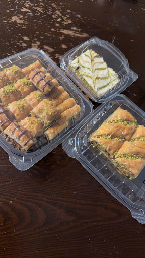 Photo of Vytyl - 365 Edgewood Rd NW, Cedar Rapids, IA 52405