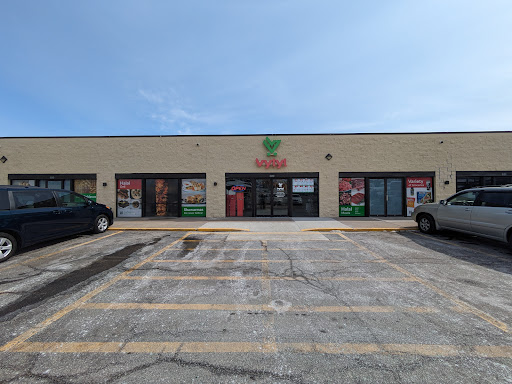 Photo of Vytyl - 365 Edgewood Rd NW, Cedar Rapids, IA 52405