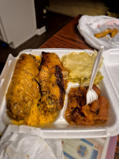 Photo of Mi Barrio Halal Latin Grill - 7308 E Independence Blvd, Charlotte, NC 28227