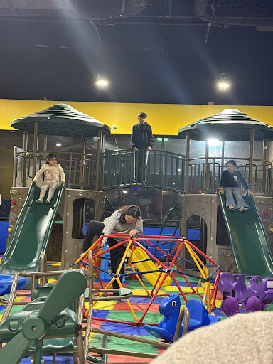 Photo of Chex Grill & Wings - 1609 Sardis Rd N A, Charlotte, NC 28270