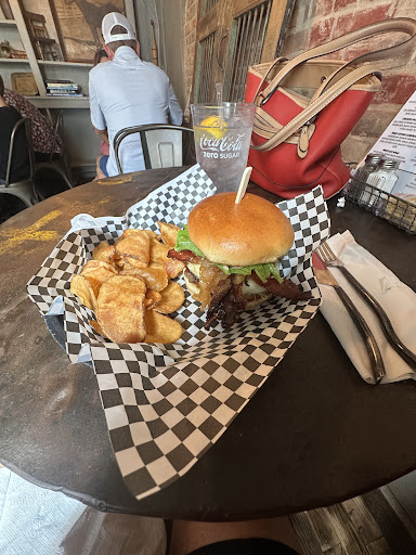 Photo of M's Eatery - 1201 E 2nd St, Maysville, KY 41056