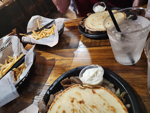 Photo of To Steki - 3918 Main St, McHenry, IL 60050