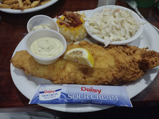 Photo of 5 Loaves Country Kitchen - 900 W Kansas Ave, McPherson, KS 67460