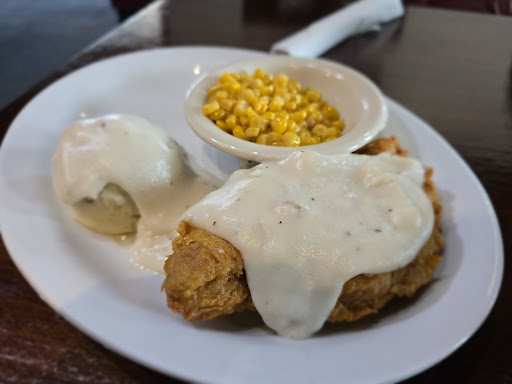 Photo of 5 Loaves Country Kitchen - 900 W Kansas Ave, McPherson, KS 67460