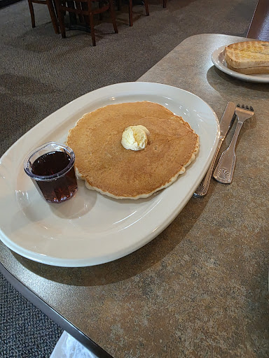 Photo of Pegah's Family Restaurant- W 87th St - 12122 W 87th St, Lenexa, KS 66215