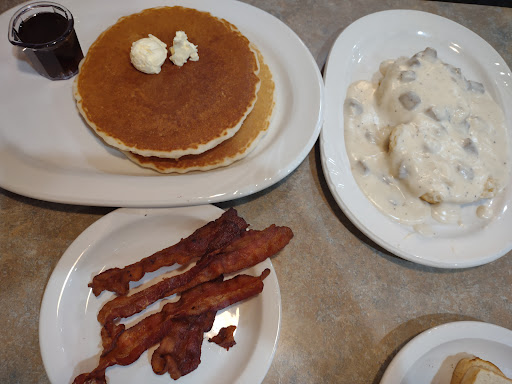 Photo of Pegah's Family Restaurant- W 87th St - 12122 W 87th St, Lenexa, KS 66215