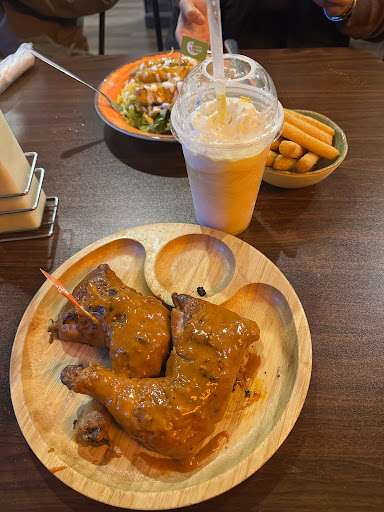 Photo of Tribos Peri Peri - 401 Main St, Metuchen, NJ 08840