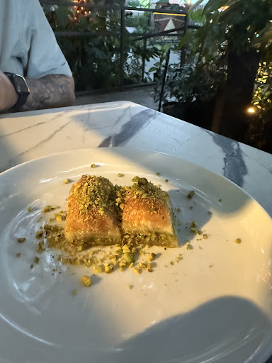 Photo of El Turco Upper Buena Vista - 5026 NE 2nd Ave, Miami, FL 33137