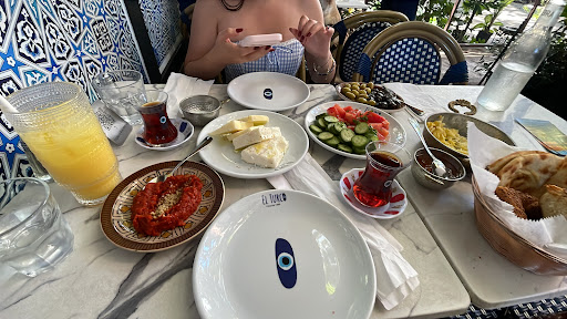 Photo of El Turco Upper Buena Vista - 5026 NE 2nd Ave, Miami, FL 33137