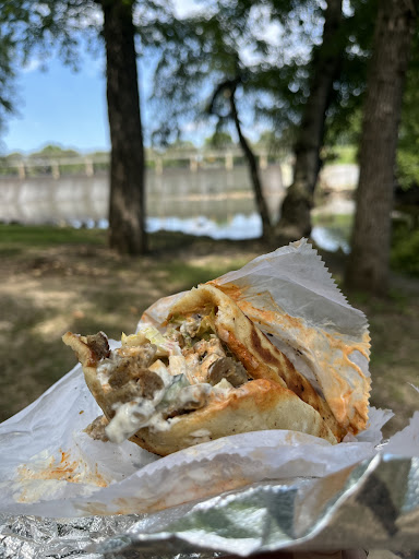 Photo of Paras Pizza & Gyro - 283 N Dupont Hwy, Dover, DE 19901