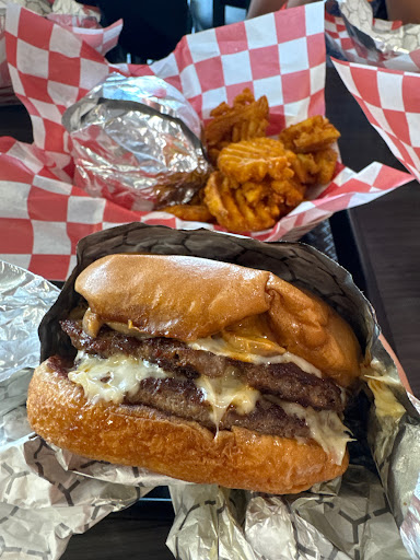 Photo of Halal Burgers (Liberty Township) - 7037 Yankee Rd, Liberty Township, OH 45044