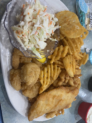 Photo of Friendly's - 4601 High Pointe Blvd, Harrisburg, PA 17111