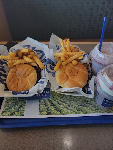 Photo of Culver’s - 1015 Cabela Dr, Mitchell, SD 57301