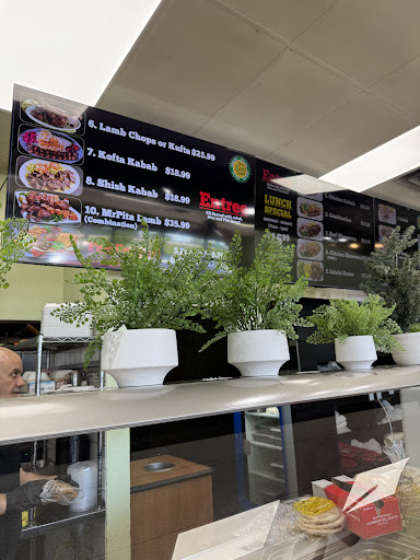 Photo of MR.PITA : zabiha halal - 3900 Washington St, Gurnee, IL 60031