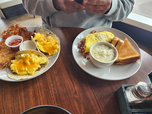 Photo of Wake n Bake Breakfast Company - 713 Jefferson St, Burlington, IA 52601