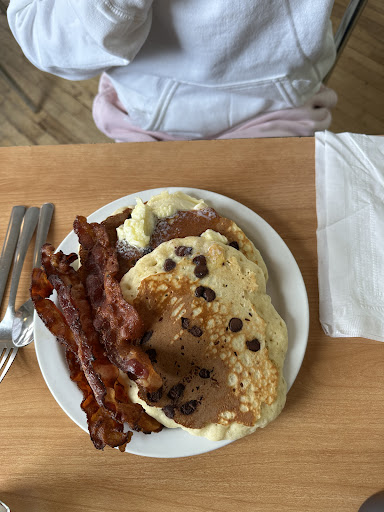 Photo of Roz’s Diner - 3995 E Rosebush Rd, Rosebush, MI 48878