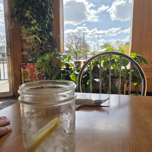 Photo of Roz’s Diner - 3995 E Rosebush Rd, Rosebush, MI 48878