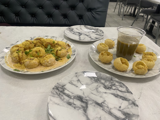 Photo of Wah Taj Indo-Pak Fusion Food - 1014 Elmhurst Rd, Mt Prospect, IL 60056