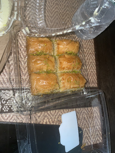 Photo of Platter House - 540 Cedar Ln, Teaneck, NJ 07666