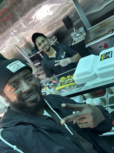 Photo of Halal Gyro King Deli - 319 E 204th St, Bronx, NY 10467