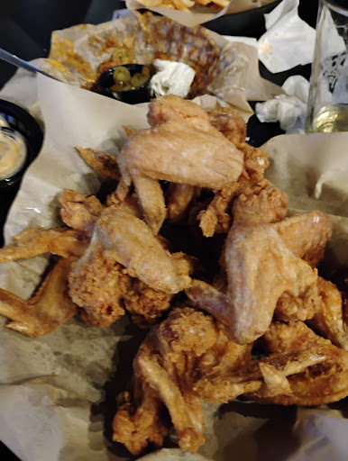 Photo of Fat Boyz - 1041 Highland Cir, Mountain Home, AR 72653