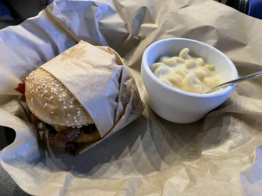 Photo of Fat Boyz - 1041 Highland Cir, Mountain Home, AR 72653