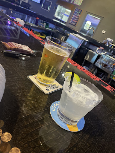 Photo of Fat Boyz - 1041 Highland Cir, Mountain Home, AR 72653