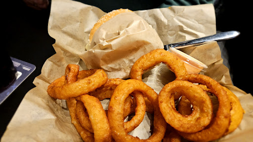 Photo of Fat Boyz - 1041 Highland Cir, Mountain Home, AR 72653