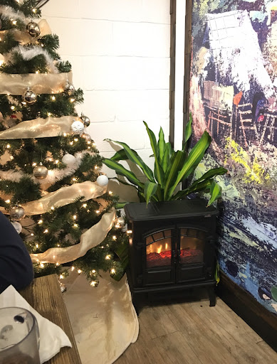 Photo of MONT THAI CUISINE - 900 Hwy 62 E, Mountain Home, AR 72653