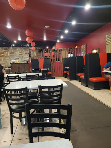 Photo of Fujiyama Japanese Steakhouse & Sushi - 1001 US-62 BUS, Mountain Home, AR 72653