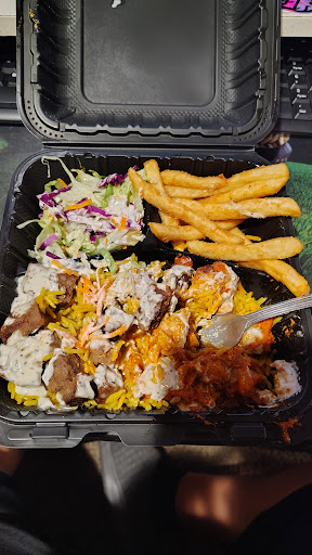 Photo of MKE Chicken and Gyro - 5706 W Bluemound Rd, Milwaukee, WI 53213