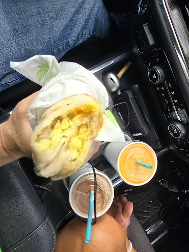 Photo of Tropical Smoothie Cafe - 410 N Beacon Blvd, Grand Haven, MI 49417