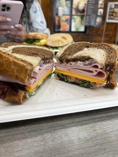 Photo of Kwench Juice Cafe Naples - 5995 Pine Ridge Rd, Naples, FL 34119