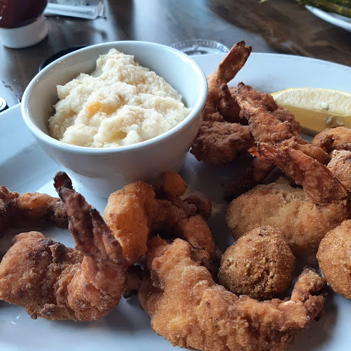 Photo of Magnolia Grill - 49 Silver St, Natchez, MS 39120