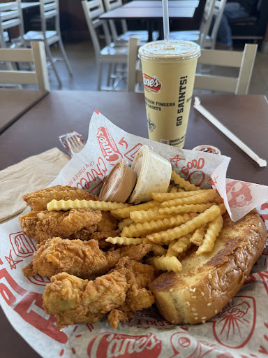 Photo of Raising Cane's Chicken Fingers - 409 Keyser Ave, Natchitoches, LA 71457