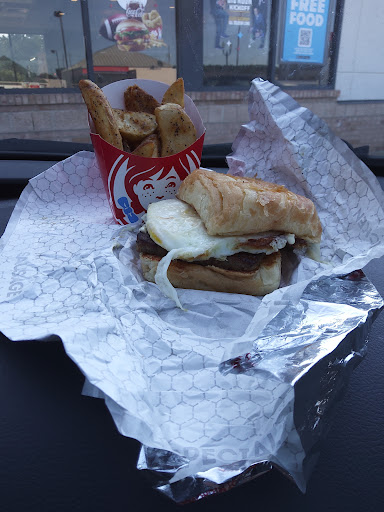 Photo of Wendy's - 5103 University Pkwy, Natchitoches, LA 71457