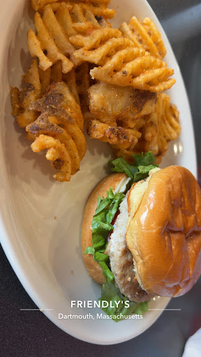 Photo of Friendly's - 307 State Rd, North Dartmouth, MA 02747