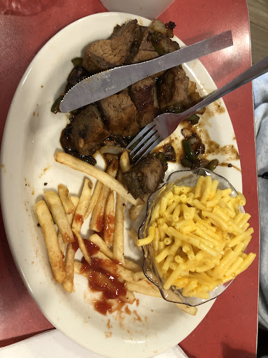 Photo of Friendly's - 307 State Rd, North Dartmouth, MA 02747